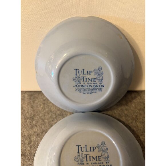 Johnson Brothers Blue Tulip Time 5" Berry/Dessert Bowls # 3025 - Picture 5 of 7
